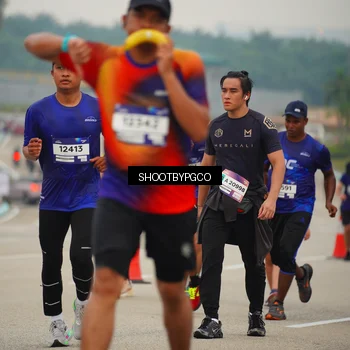 Runner Photo 7441034