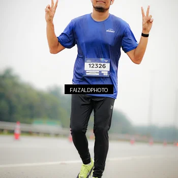 Runner Photo 7441035
