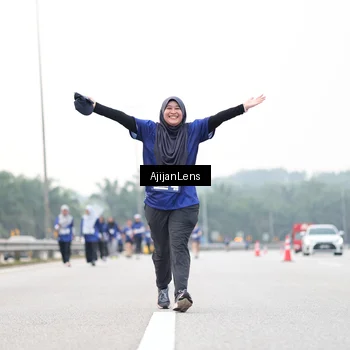 Runner Photo 7441051