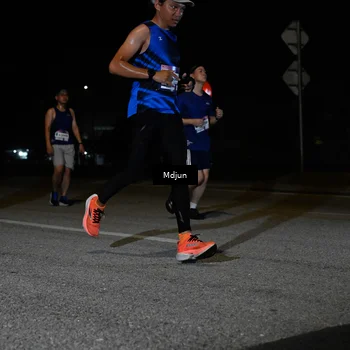 Runner Photo 7441061