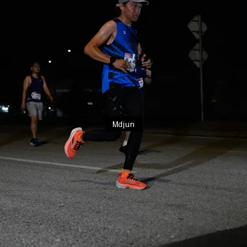 Runner Photo 7441067