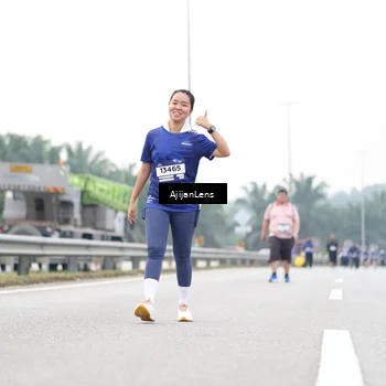 Runner Photo 7441077