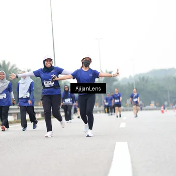 Runner Photo 7441087