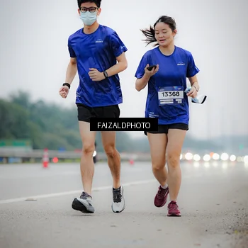 Runner Photo 7441092