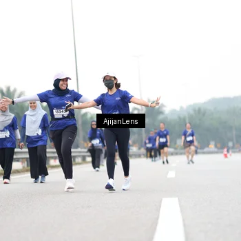 Runner Photo 7441096
