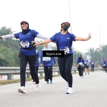 Runner Photo 7441165