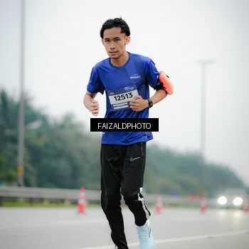 Runner Photo 7441187
