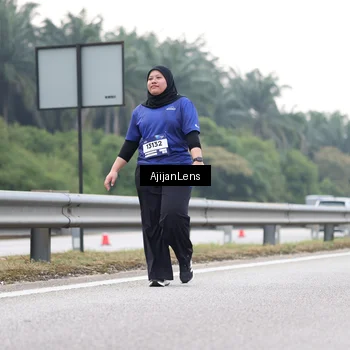 Runner Photo 7441188