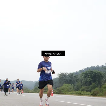 Runner Photo 7441193
