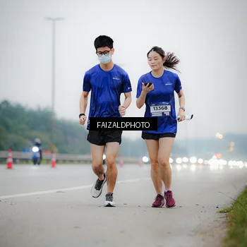 Runner Photo 7441198