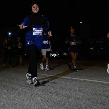 Runner Photo 7441201