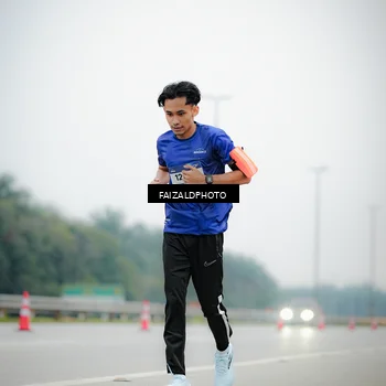 Runner Photo 7441209