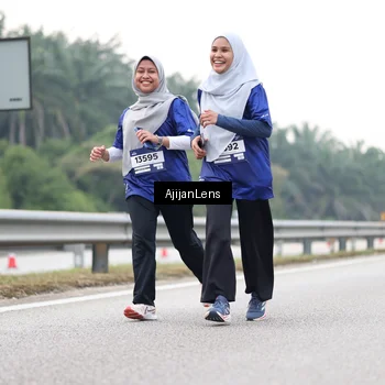 Runner Photo 7441223