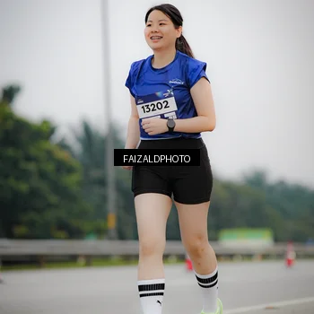 Runner Photo 7441263