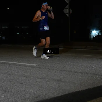 Runner Photo 7441272