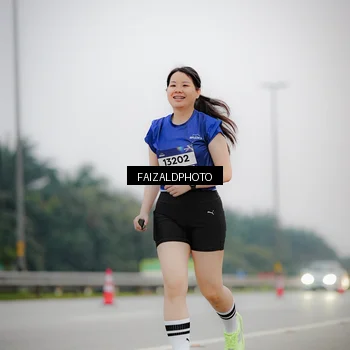 Runner Photo 7441275
