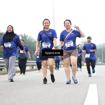 Runner Photo 7441288