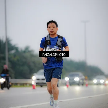 Runner Photo 7441293