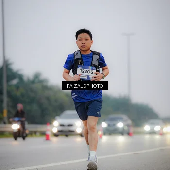 Runner Photo 7441298