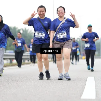 Runner Photo 7441309