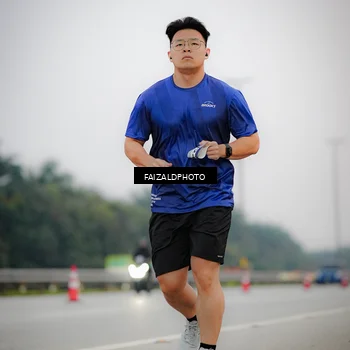 Runner Photo 7441312