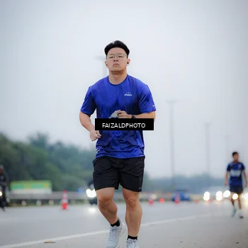 Runner Photo 7441317