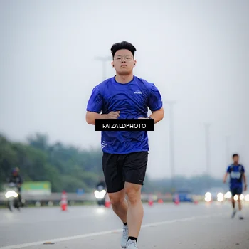 Runner Photo 7441318