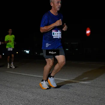 Runner Photo 7441323