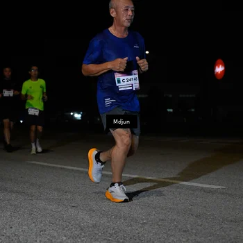 Runner Photo 7441325