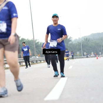 Runner Photo 7441328