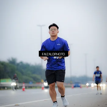 Runner Photo 7441330