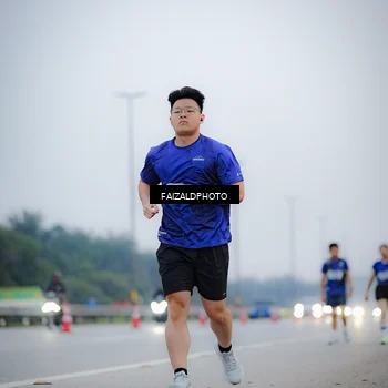 Runner Photo 7441337