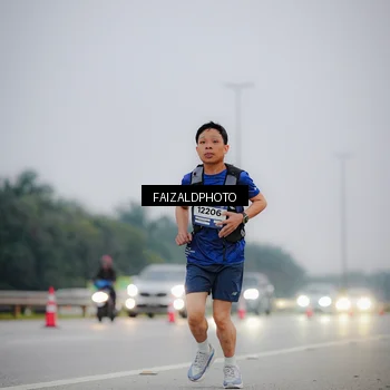 Runner Photo 7441351