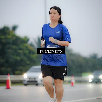 Runner Photo 7441364