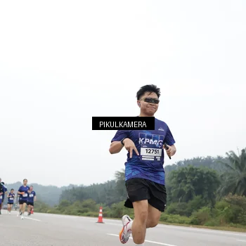 Runner Photo 7441382