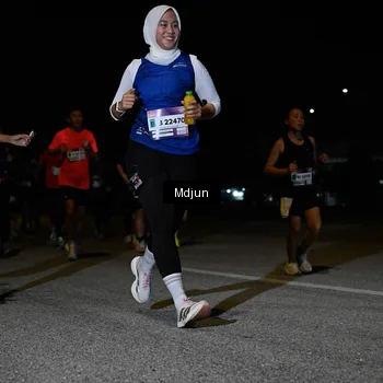 Runner Photo 7441422