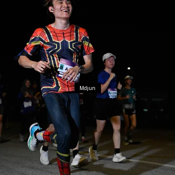 Runner Photo 7441432