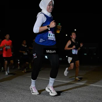 Runner Photo 7441435
