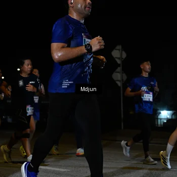 Runner Photo 7441522