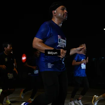 Runner Photo 7441540