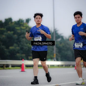 Runner Photo 7441541