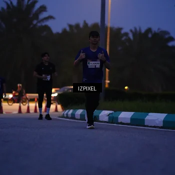 Runner Photo 7441551