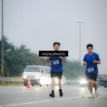 Runner Photo 7441566