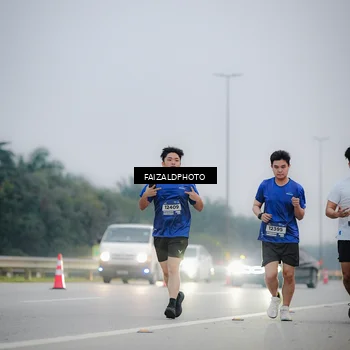 Runner Photo 7441571