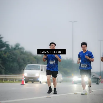 Runner Photo 7441575
