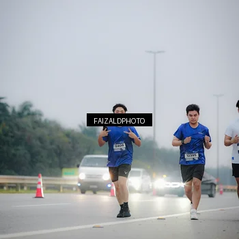 Runner Photo 7441590