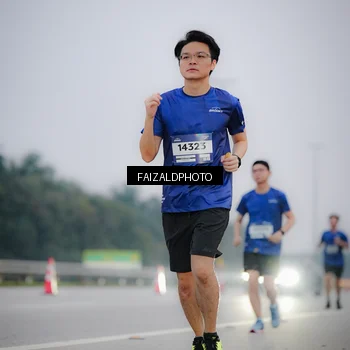 Runner Photo 7441623