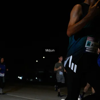 Runner Photo 7441624