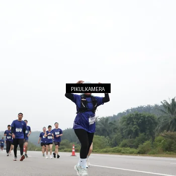 Runner Photo 7441646