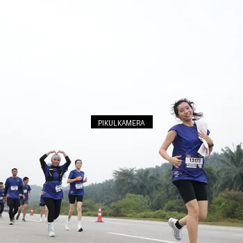 Runner Photo 7441654